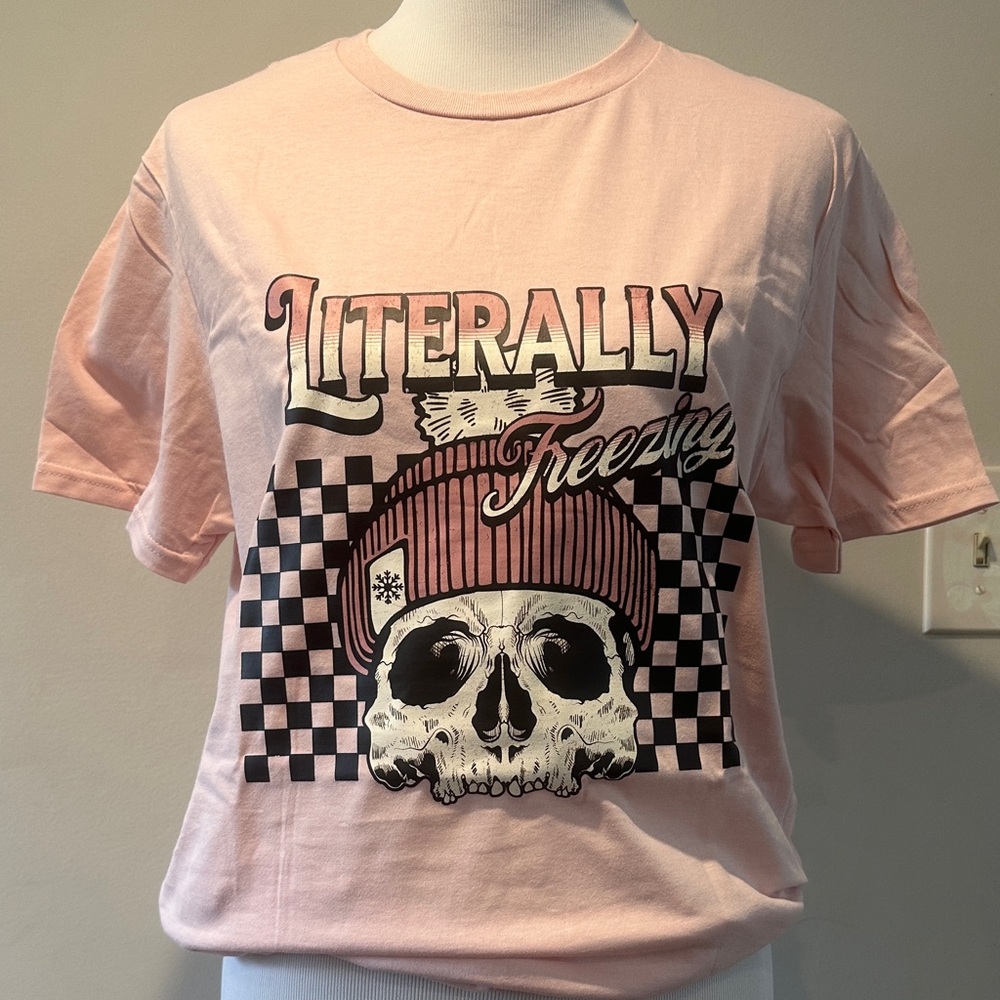 Jerzees Pink 'Literally Freezing' Graphic Tee